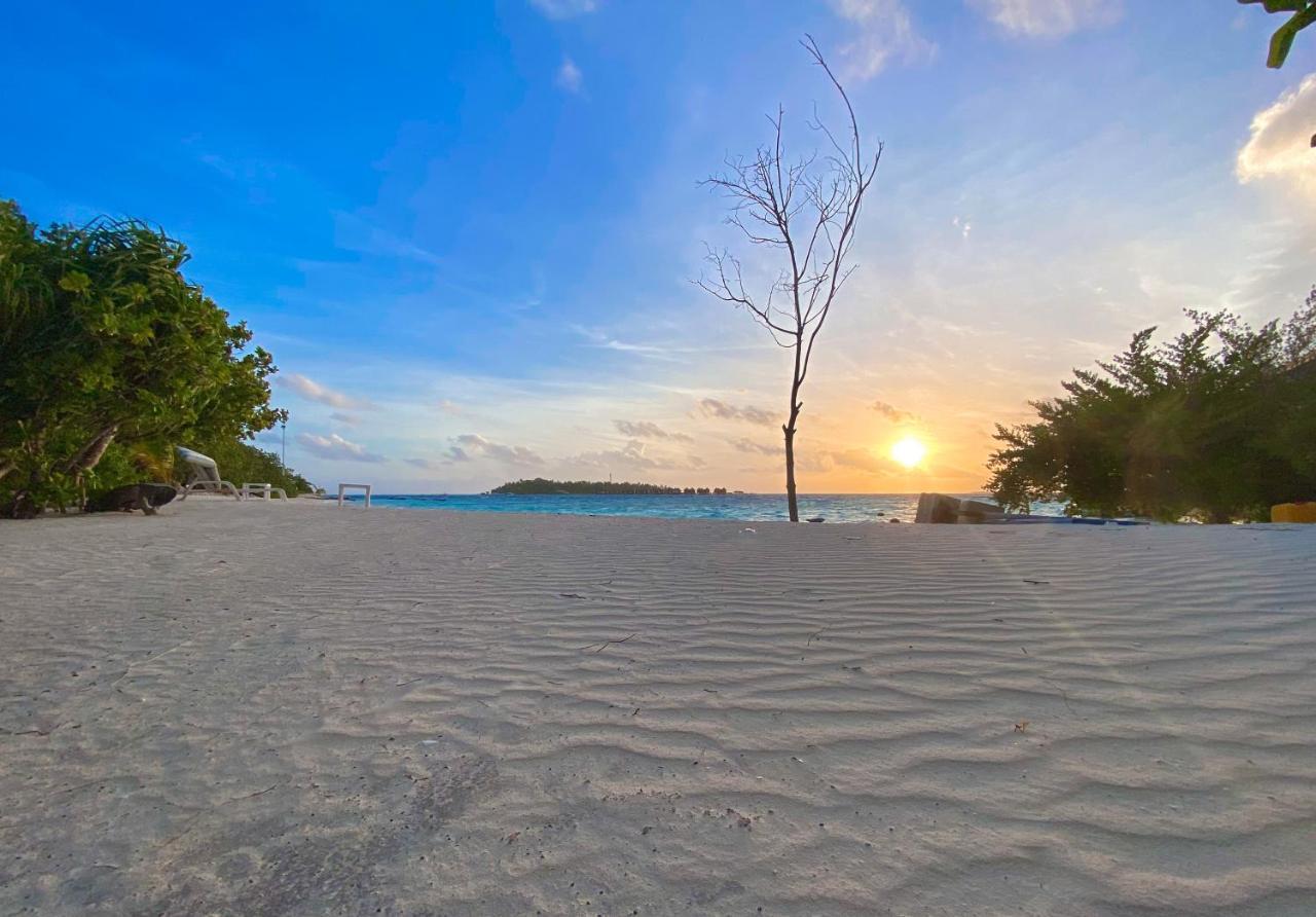 Leisure Inn Guest House Bodufolhudhoo Ngoại thất bức ảnh